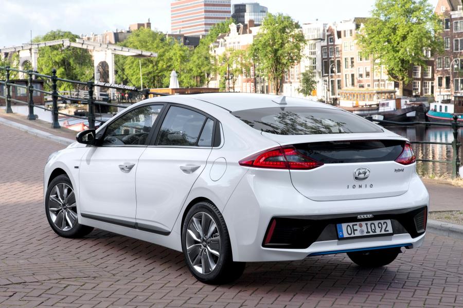  Hyundai IONIQ hybrid (AE) 2016 года  (WW) (фото 30 из 38)